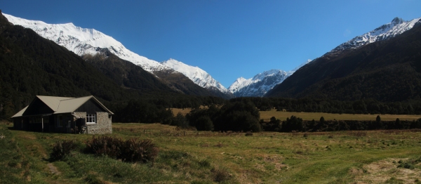 New Zealand 2014_11386 Aspiring Hut panorama